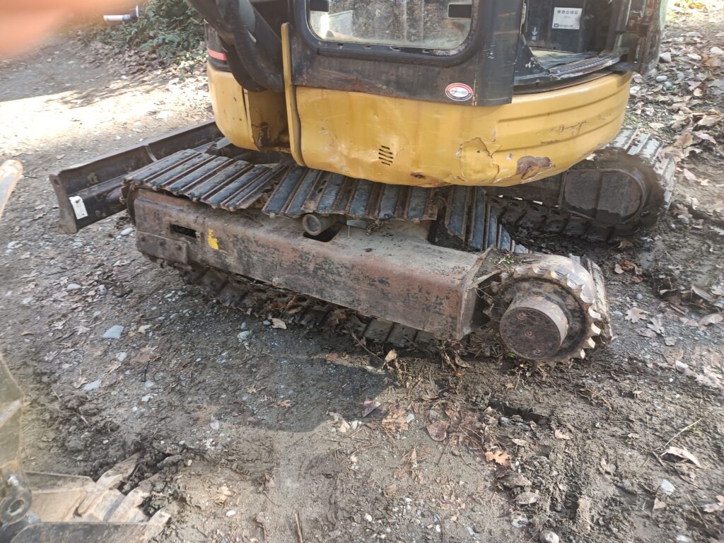CAT 303 Rega Steel Tracks www.steeltracks.com