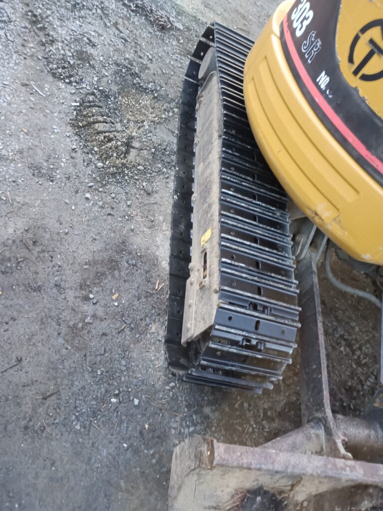 CAT 303 Rega Steel Tracks www.steeltracks.com